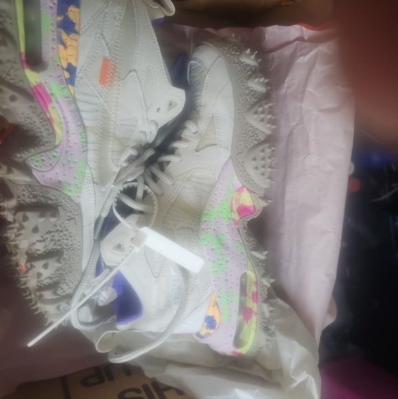 Nike - Picture 1 of 3